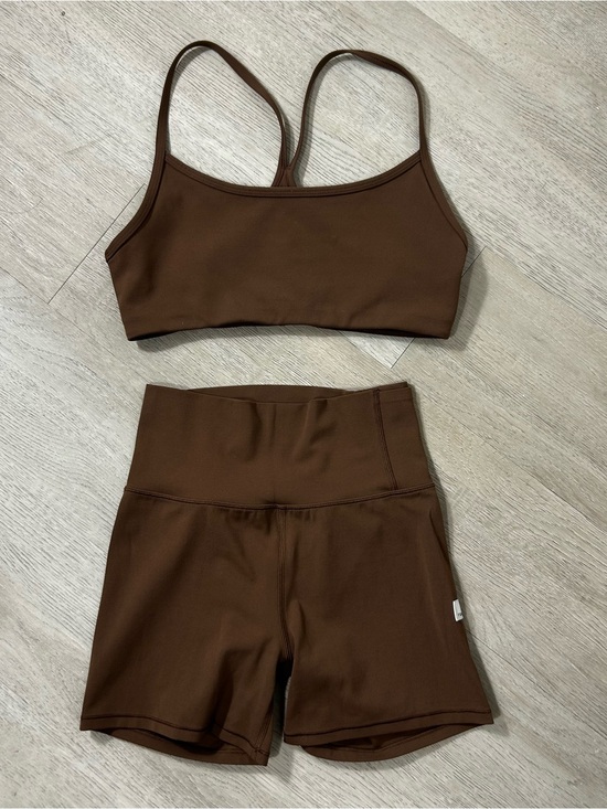 Vuori Pants - Java Brown Matching Workout Set - Sports Bra S & High Waisted Biker Shorts XS